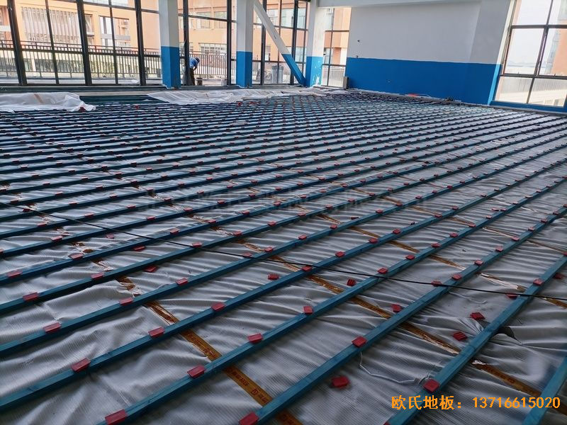 ���K���w����·�W(xu��)У�\��ľ�ذ尲�b����