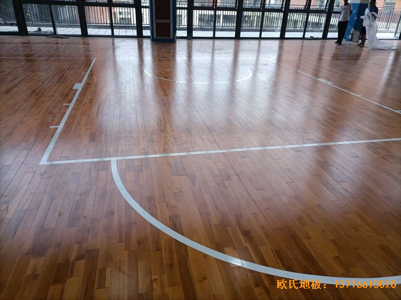 ���K���w����·�W(xu��)У�\��ľ�ذ尲�b����