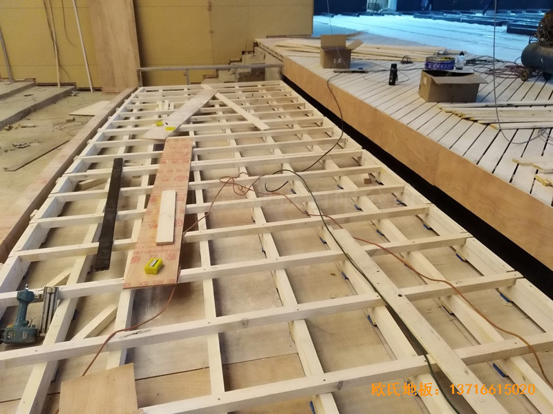 �ӱ��ȷ�����ͬ�ČW(xu��)У���_�w���ذ���O(sh��)����0