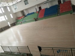 俄勒岡松舞臺(tái)體育場(chǎng)地木地板較好的